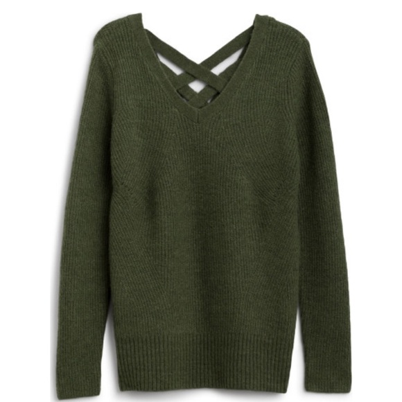 Love Ellie Sweaters - NWT Leilani Back Detail Long Sleeve Pullover